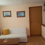 Apartment Kvesic *