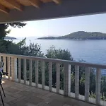 Apartment Kvesic Prizba