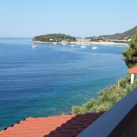 Apartament Kvesic *