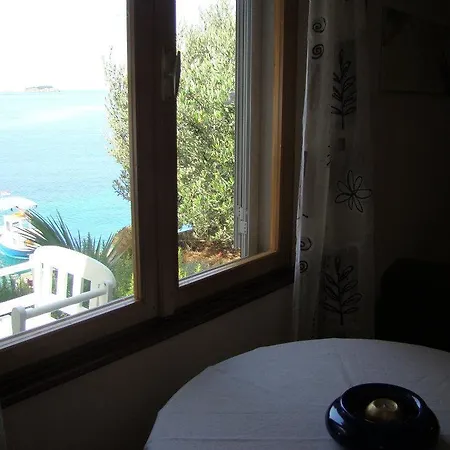 Apartament Kvesic *